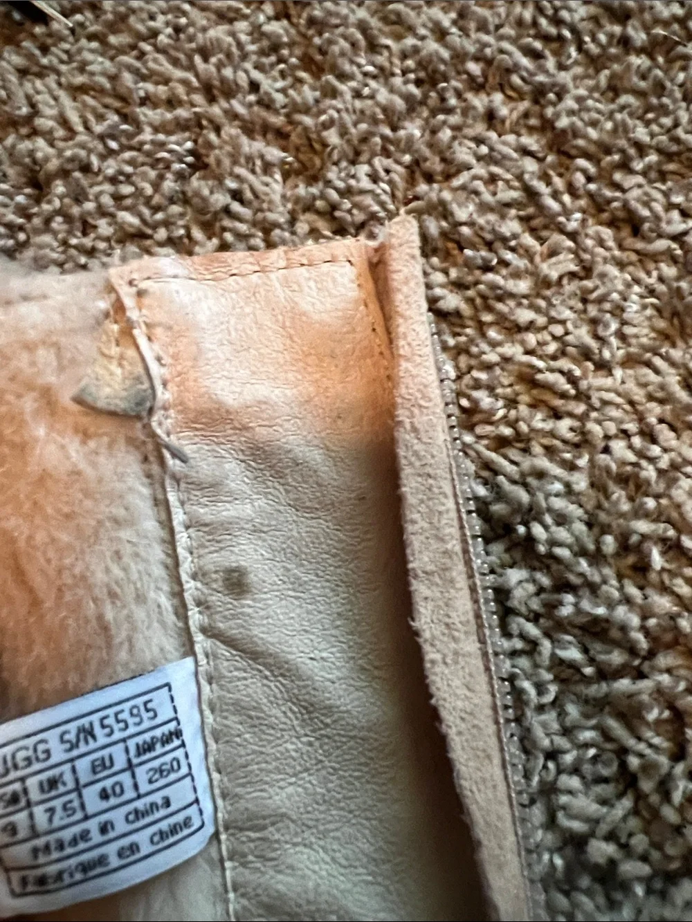 UGG stylish wedge